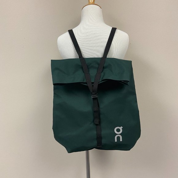 On Running Handbags - On Running Womens Green Lightweight Inner Pockets Classic Backpack Bags 16"X13"